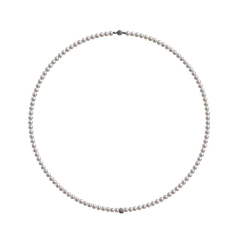 Collana di perle naturali e un inserto in oro bianco 18kt