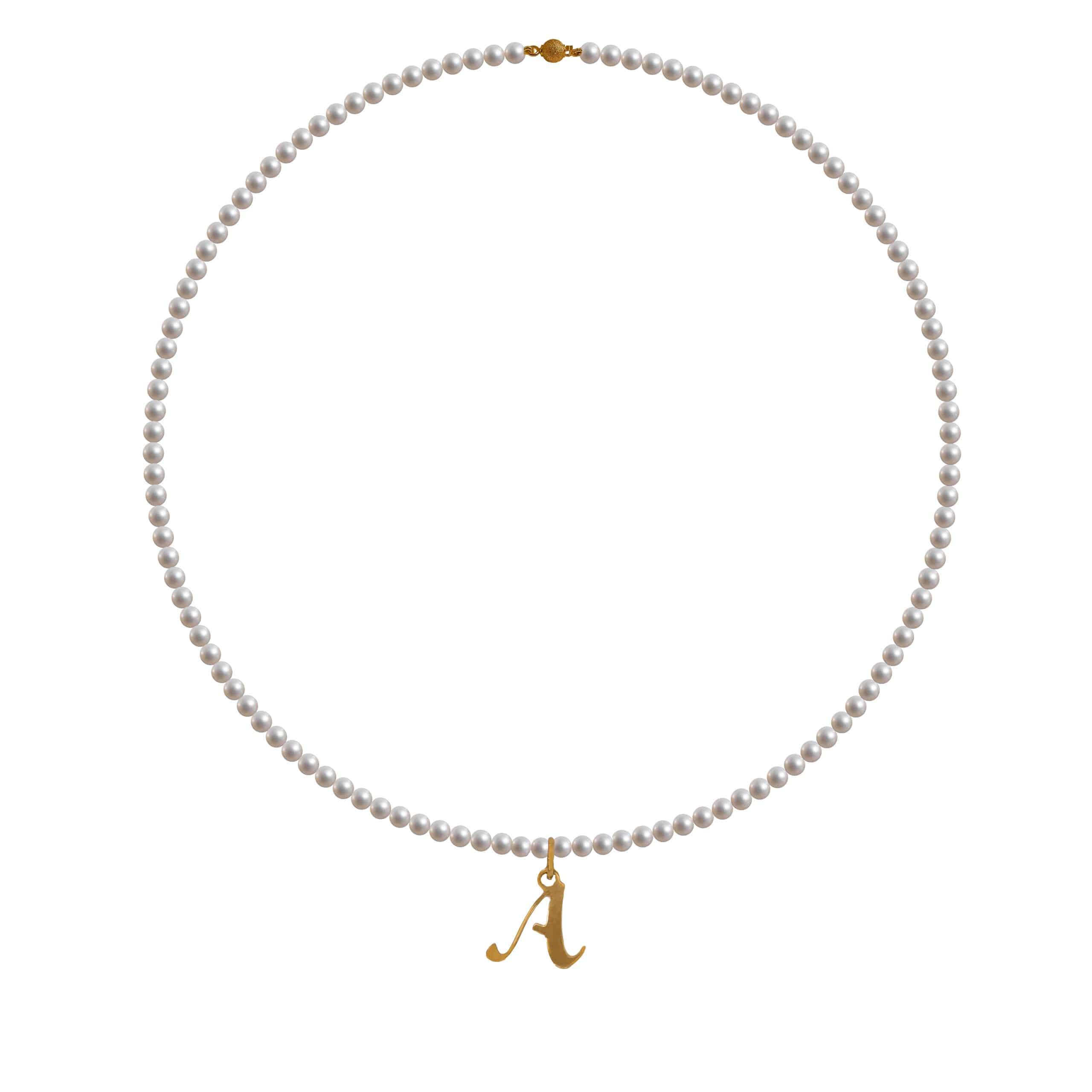 Filo di perle con lettera oro 18kt